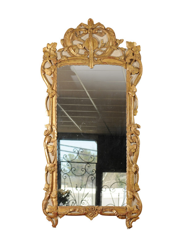 Transitional Louis XV Giltwood Mirror