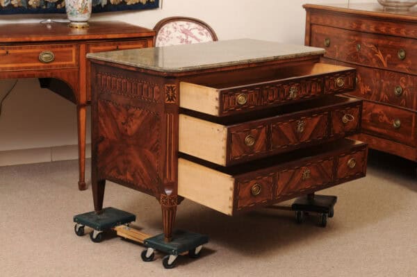 Louis XVI Parquetry Inlaid Commode with 3 Drawers and White Marble Top, France ca. 1790 - Image 4