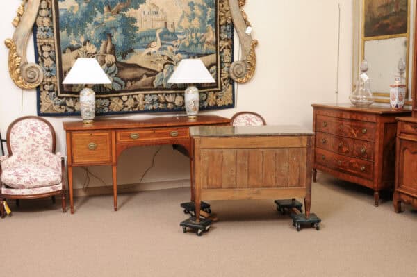 Louis XVI Parquetry Inlaid Commode with 3 Drawers and White Marble Top, France ca. 1790 - Image 9