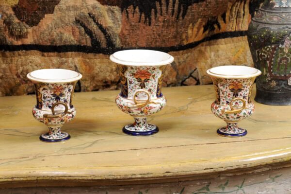 19th Century English Derby Garniture, ca. 1820. 3 PIECES. - Image 7