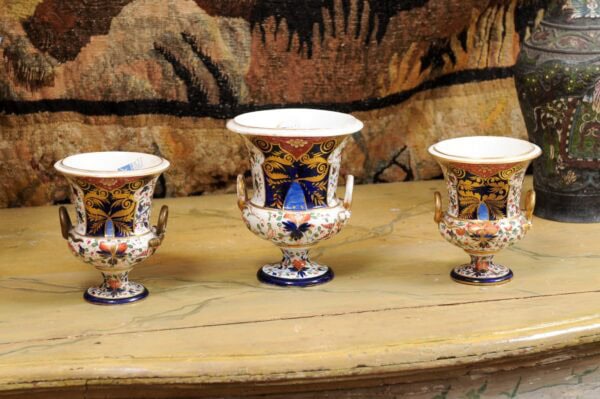 19th Century English Derby Garniture, ca. 1820. 3 PIECES. - Image 8