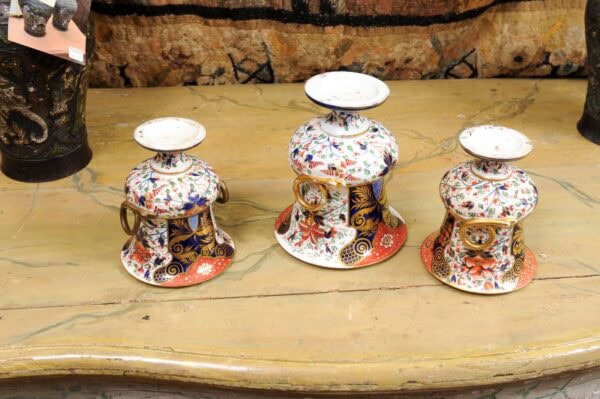19th Century English Derby Garniture, ca. 1820. 3 PIECES. - Image 12