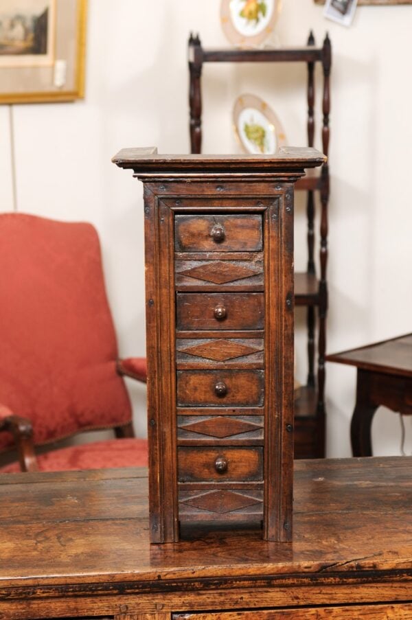 Early 18th Century Italian Walnut Spice Box - Image 14