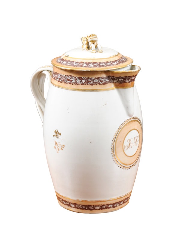 Large 18th Century Chinese Export Porcelain Mug with Lid