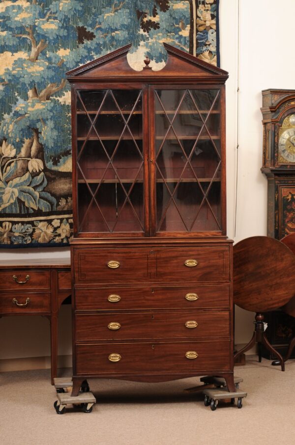 English 19th Century Mahogany Secretary with Broken Pediment, Ebonized Inlay and Splayed Feet - Image 15