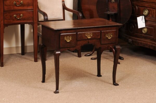 Mid 18th Century English Oak Lowboy with 3 Drawers & Pad Feet - Image 3