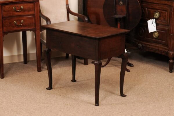 Mid 18th Century English Oak Lowboy with 3 Drawers & Pad Feet - Image 8