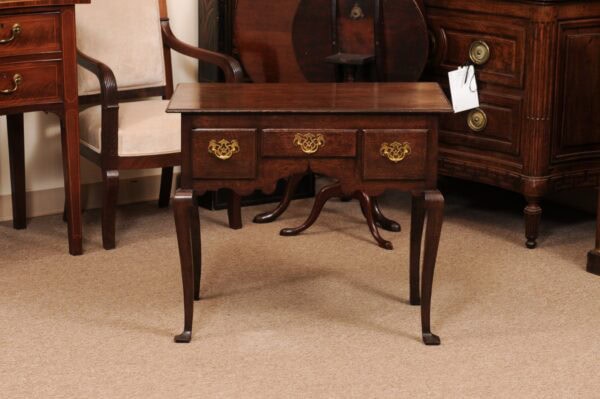 Mid 18th Century English Oak Lowboy with 3 Drawers & Pad Feet - Image 13