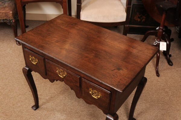 Mid 18th Century English Oak Lowboy with 3 Drawers & Pad Feet - Image 14