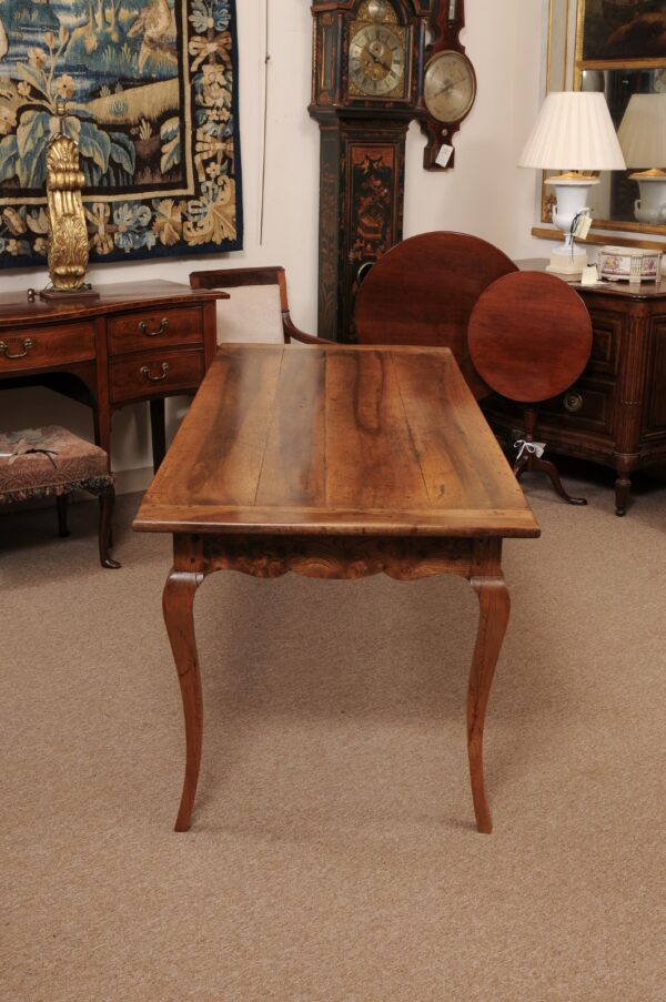 Large 19th Century French Farm Table in Walnut with Cabriole Legs and Shaped Apron - Image 14