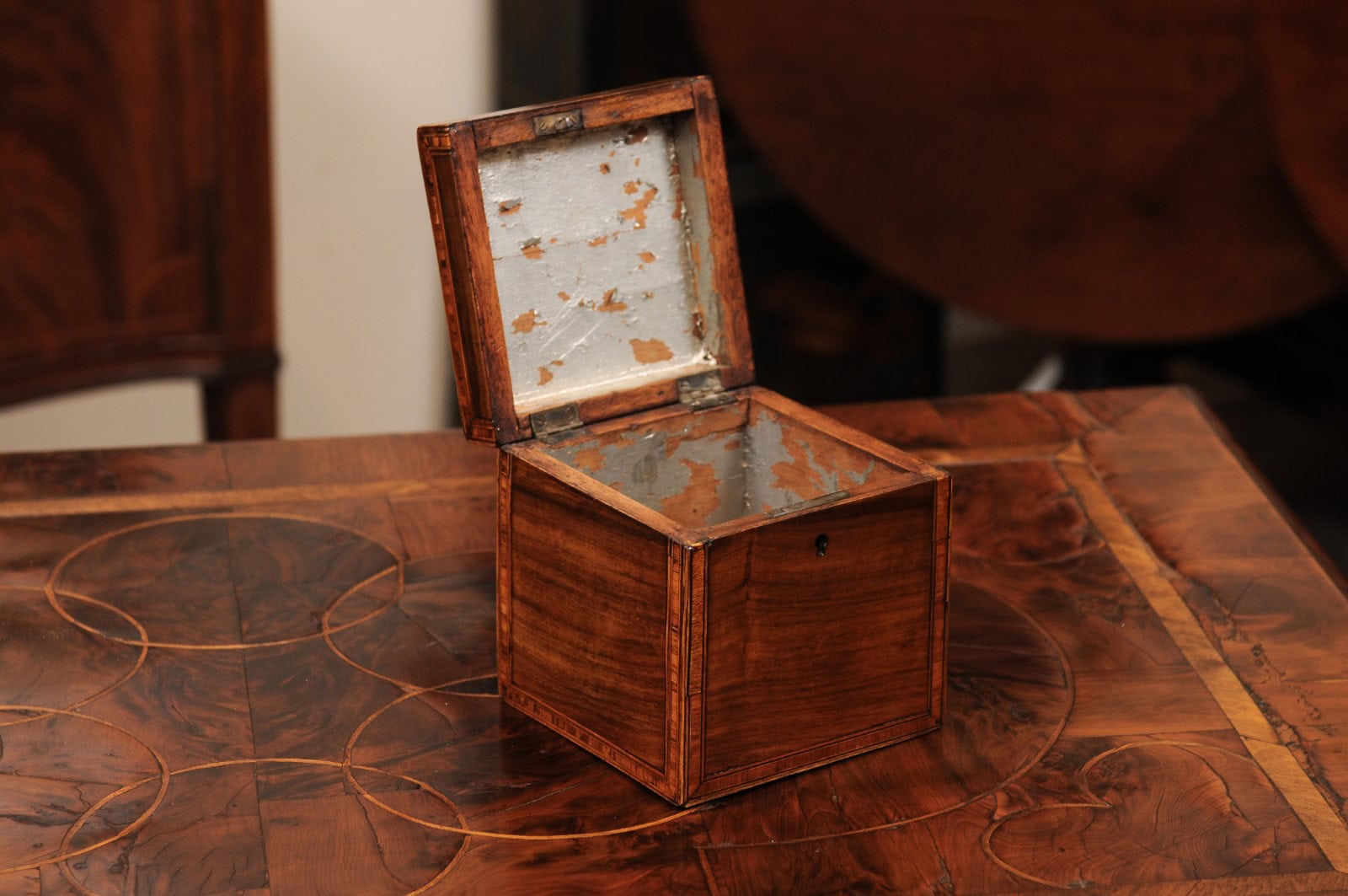 18th Century English Tea Caddy with Marquetry Inlay - Image 6