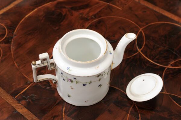Dutch Porcelain Tea Pot with Lid, ca. 1780 - Image 13