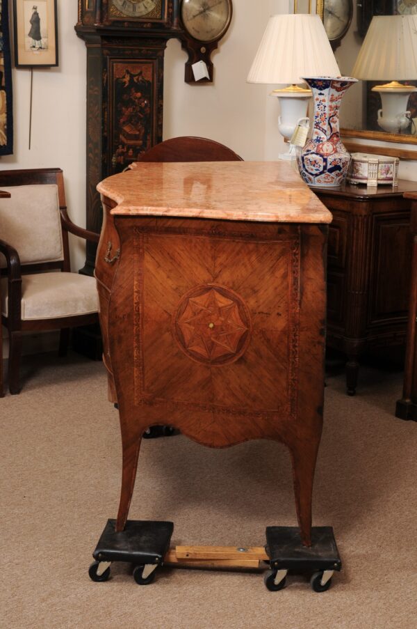 18th Century Italian Serpentine Walnut Parquetry Inlaid Marble Top Commode with Splayed Feet - Image 15