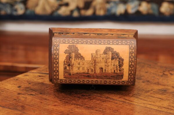 19th Century English Turnbridge Dome Top Box with Inlay - Image 14
