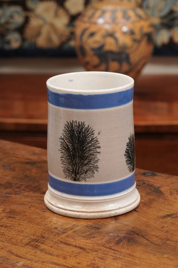 Mid 19th Century English Mochaware Mug in Grey & Blue - Image 11