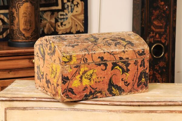 Large 18th Century South France Marriage Box, Pink with Yellow & Black Flowers - Image 13