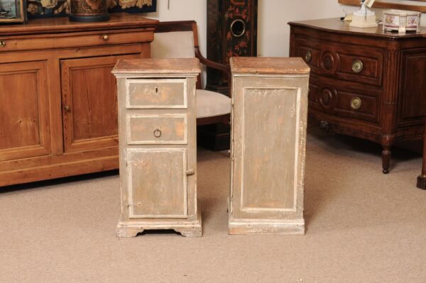 Pair of Early 19th Century Italian Painted Commodini with Faux Marbleized Tops - Image 15