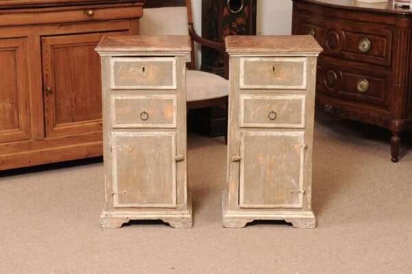 Pair of Early 19th Century Italian Painted Commodini with Faux Marbleized Tops - Image 16