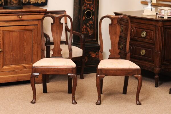 Pair of English Early 18th Century George I Walnut Side Chairs - Image 14