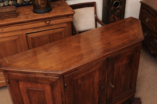 Late 18th Century Italian Walnut Credenza with Canted Sides & 4 Doors - Image 6