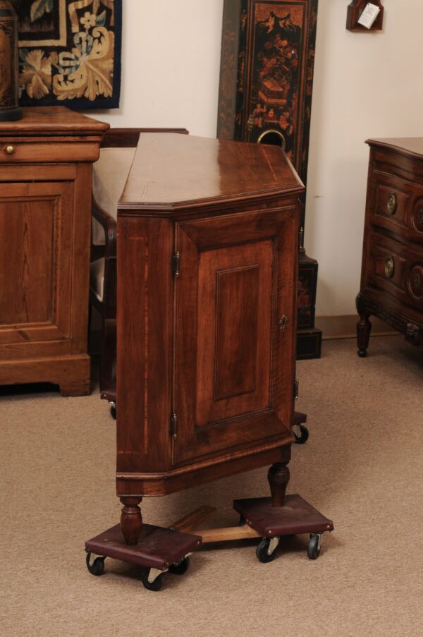 Late 18th Century Italian Walnut Credenza with Canted Sides & 4 Doors - Image 7