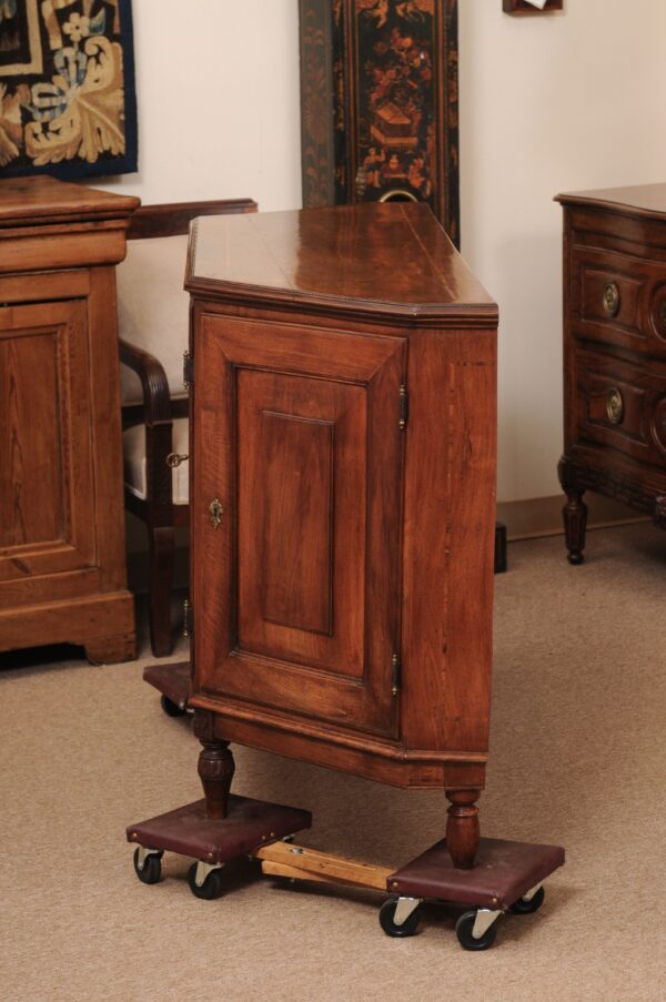 Late 18th Century Italian Walnut Credenza with Canted Sides & 4 Doors - Image 11