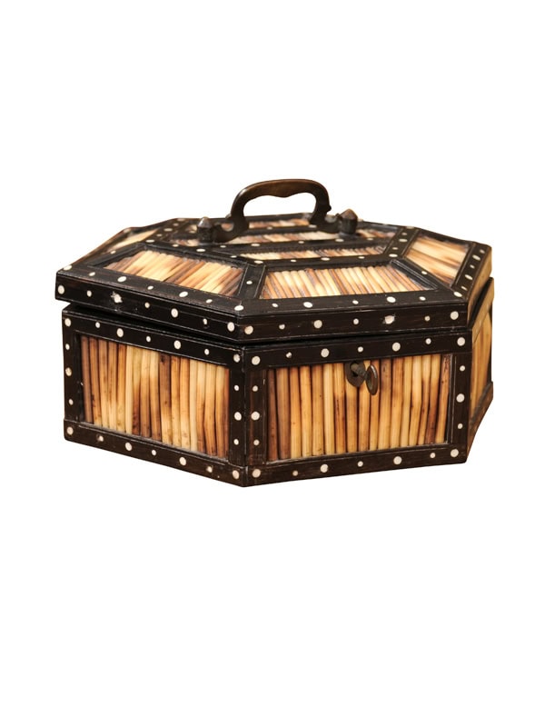 Octagonal Quill Box ca. 1900
