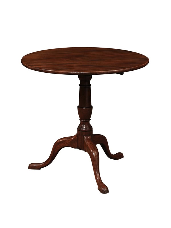 English 18th Century Georgian Mahogany Round Tilt-Top Table with Tripod Base