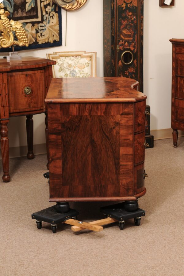 18th Century German Serpentine Burled Walnut Commode with 3 Drawers - Image 7