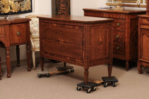 Late 18th Century Italian Neoclassical Inlaid Walnut Commode with 2 Drawers and Marquetry on Drawer Front - Image 13