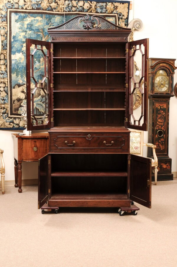 English 19th Century Chippendale Style Secretary Bookcase in Mahogany with Pierced  Swan Neck Cornice and Cabinet Doors Below - Image 15