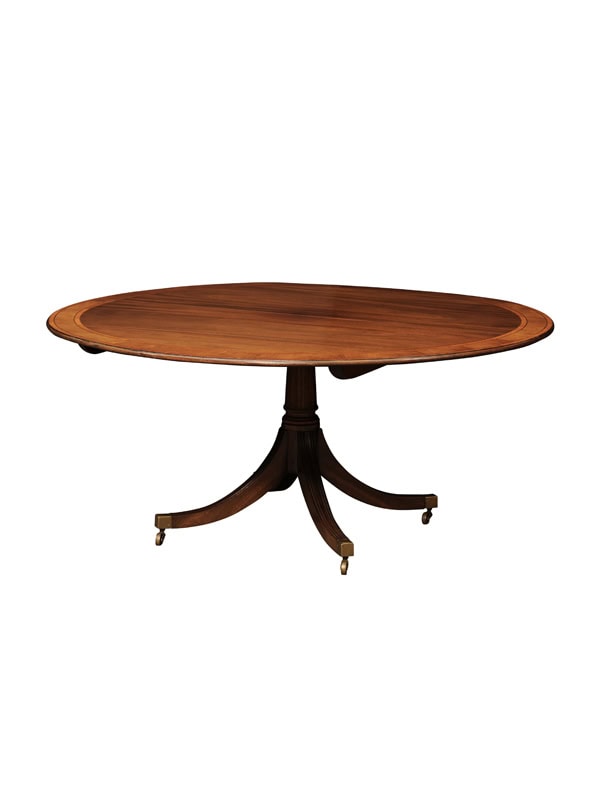 Large Round English Mahogany Dining Table with Inlaid Crossbanding & Reeded Splayed Legs with Brass Castor Feet, 20th Century