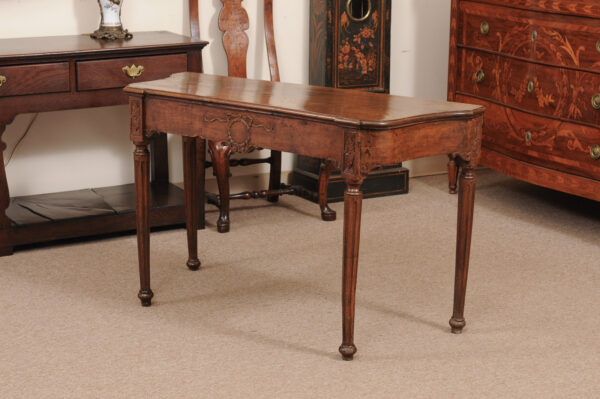 Italian Neoclassical Walnut Console Table with Shaped Sides, Carved Wreath on Frieze and Fluted Legs, Late 18th Century - Image 13