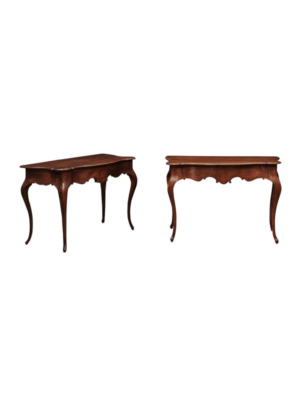 Pair of Italian Venetian Walnut Rococo Console Tables with Serpentine Form and Cabriole Legs, ca. 1750