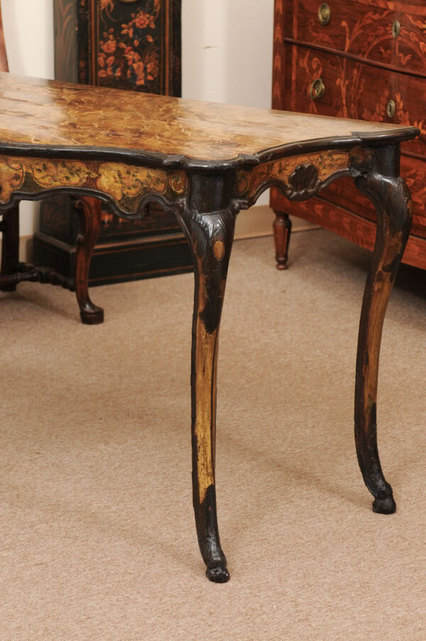 18th Century Rocco Italian Venetian Painted Console Table with Cabriole Legs and Serpentine Form and Hoofed Feet - Image 15