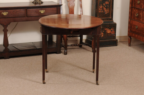 English George III Mahogany Pembroke Table in Mahogany with 1 Drawer and Square Tapered legs, Late 18th Century - Image 13