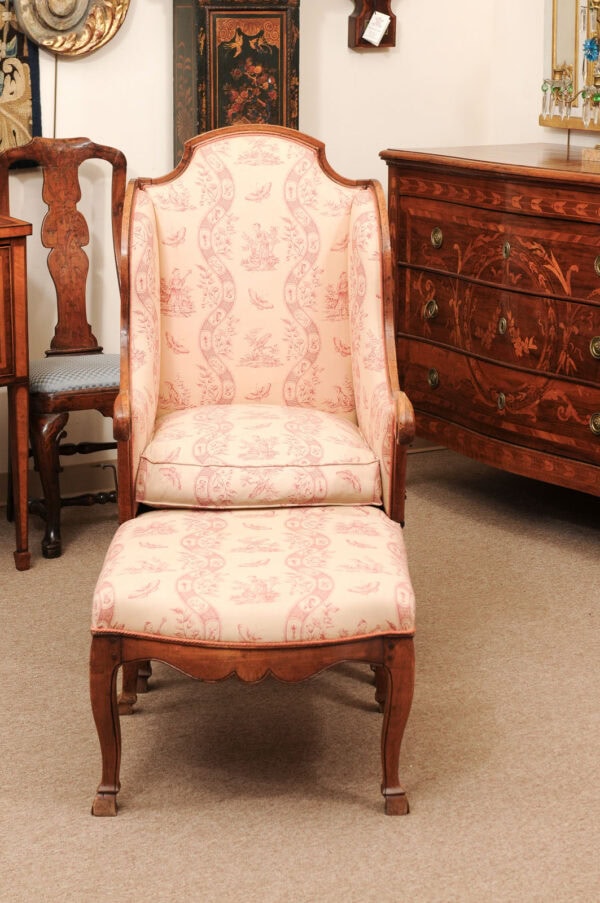 18th Century French Louis XV Walnut "Lit de Repos"( Wing Chair ) from the Languedoc Region, ca. 1750 - Image 13