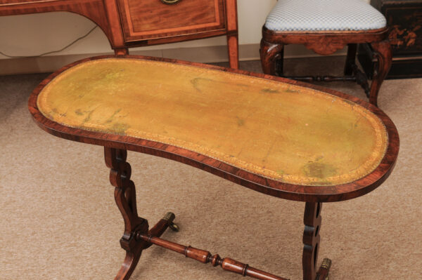 19th Century English Rosewood Kidney Shaped Writing Table with Tooled Green Leather Top - Image 14