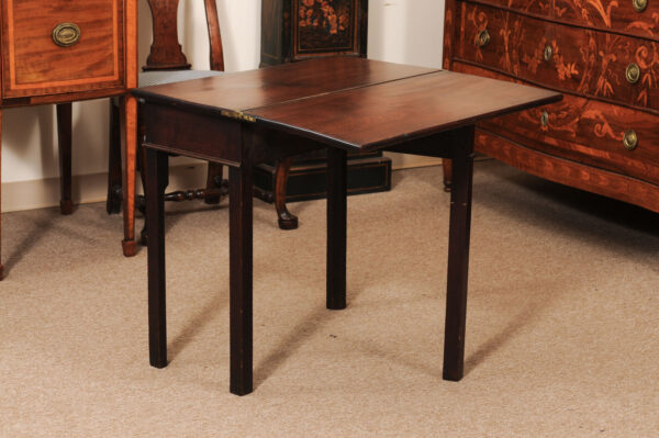 18th Century English George II Mahogany Card Table  with Flip Top and Square Straight Legs - Image 14