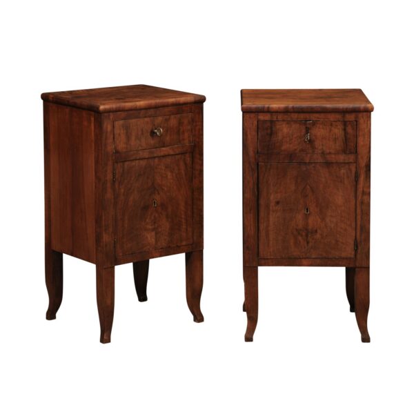 Pair of Late 18th Century Italian Walnut Bedside Commodini with Door & Drawer - Image 2