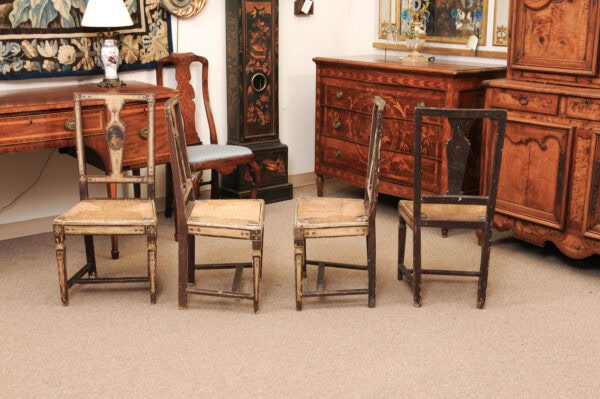 Set of 4 18th Century Italian Louis XVI Painted Side Chairs with Rush Seats - Image 15
