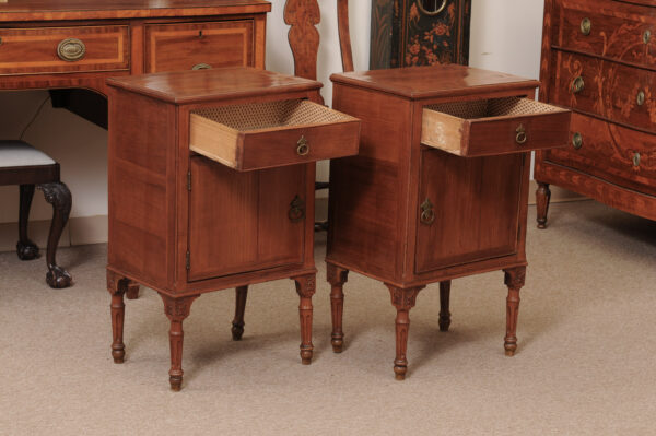 Pair of 19th Century Italian Louis XVI Style Fruitwood Commodini with 1 Door & Drawer - Image 13