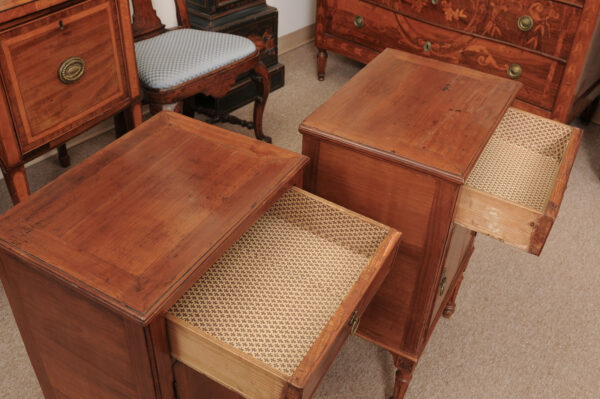 Pair of 19th Century Italian Louis XVI Style Fruitwood Commodini with 1 Door & Drawer - Image 16