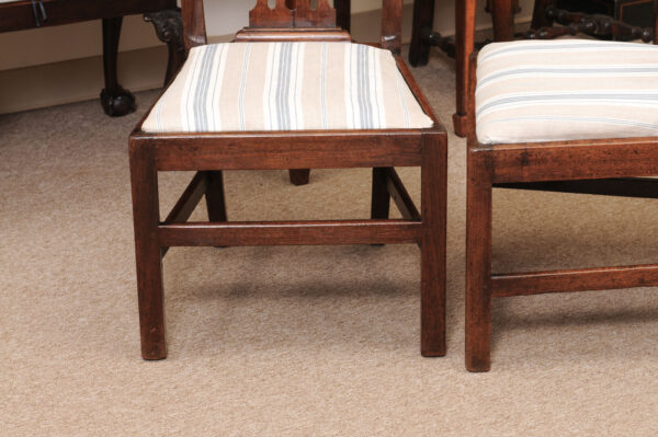 Set of 4 George III Chippendale Mahogany Side Chairs, England, Late 18th Century. PRICE PER PAIR. ONE PAIR AVAILABLE. - Image 15