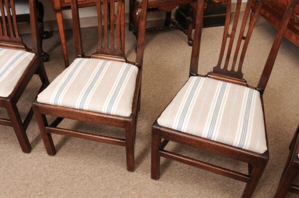 Set of 4 George III Chippendale Mahogany Side Chairs, England, Late 18th Century. PRICE PER PAIR. ONE PAIR AVAILABLE. - Image 20