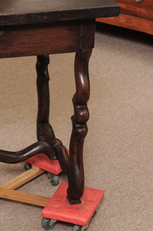 Early 18th Century French Louis XIV Walnut Mutton Bone Table with Drawer & Stretcher - Image 14