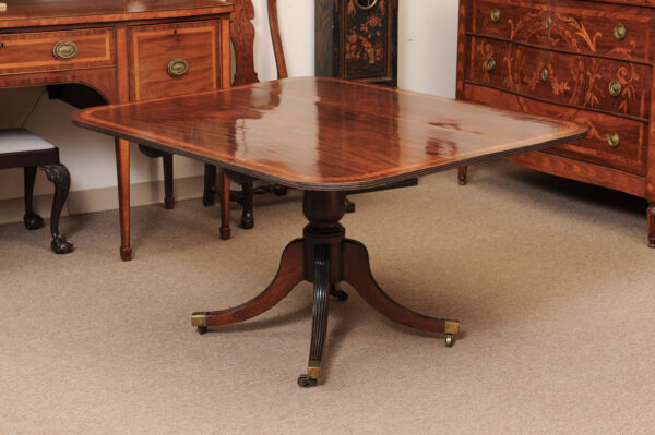 Rectangular 19th Century English Mahogany Breakfast Table with Crossbanding Inlay & Splay Legs - Image 16