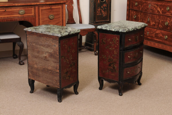 Pair of 18th Century Continental Chinoiserie Decorated Commodini with Green Marble Tops - Image 13
