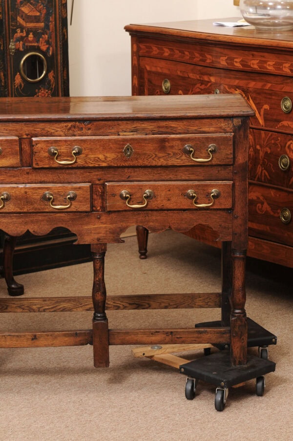 English 18th Century Oak Dresser Base / Server with 5 Drawers, Brass Bail Pulls and Shaped Apron - Image 16
