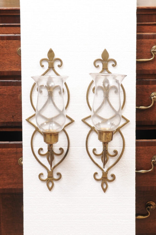 Pair of Vintage American Brass & Glass Wall Sconces - Image 3